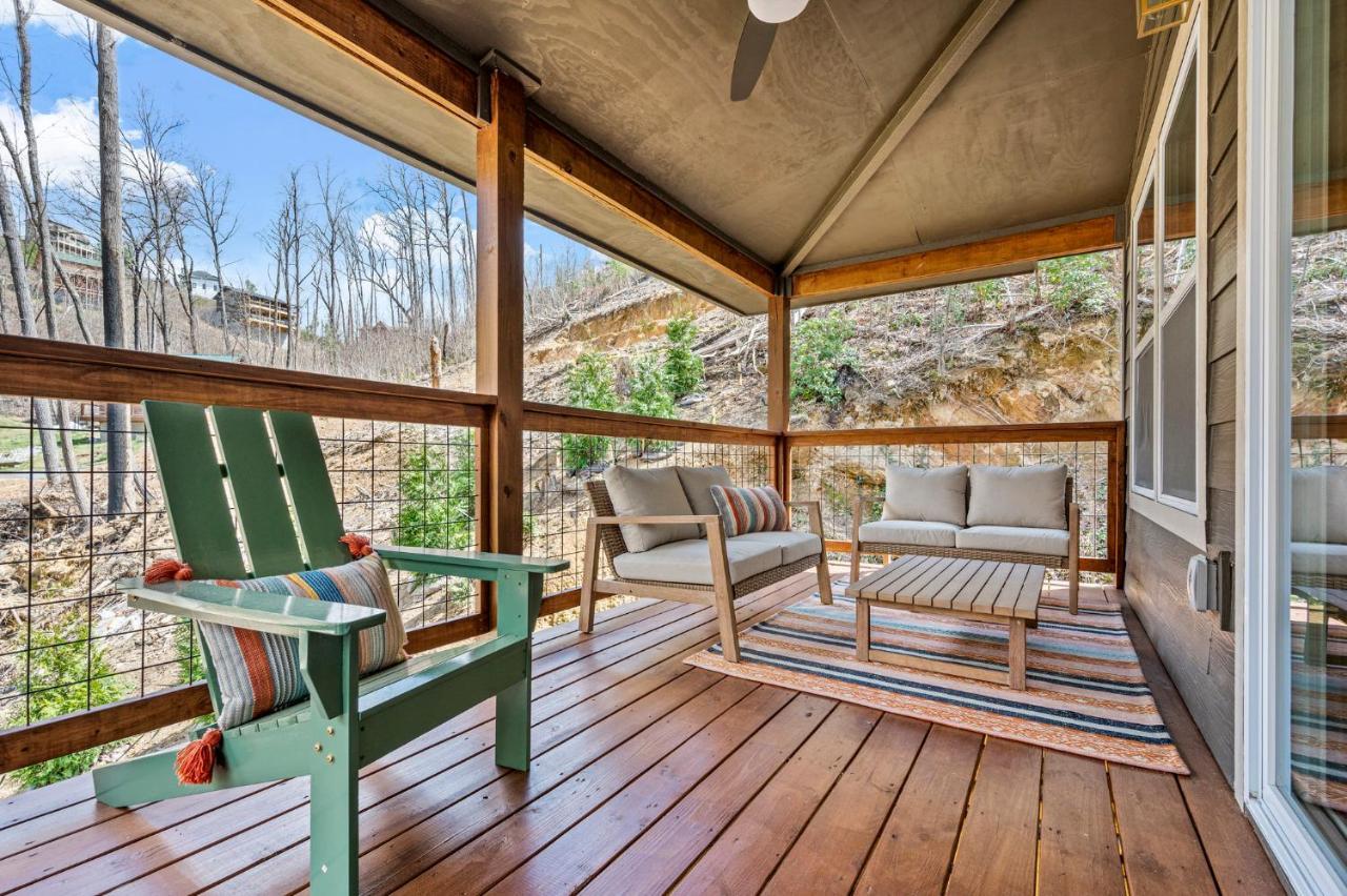 Villa Mins To Gburg Sleeps 8 Hot Tub Arcade Area Pool Gatlinburg Exterior foto